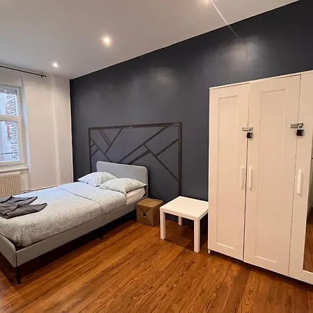 Soh Rent 3 Pieces Gare 3 - Tv - Wifi - Balcon Apartment