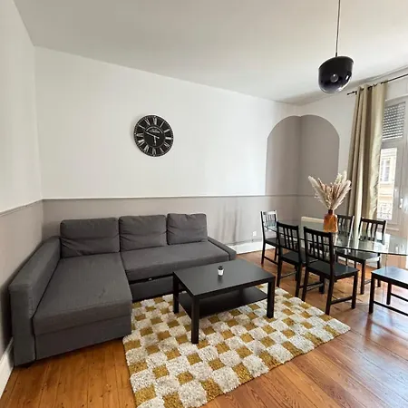 Soh Rent 3 Pieces Gare 3 - Tv - Wifi - Balcon Apartamento