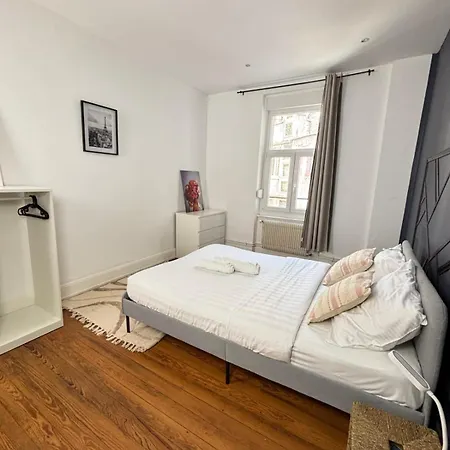 Soh Rent 3 Pieces Gare 3 - Tv - Wifi - Balcon Apartamento
