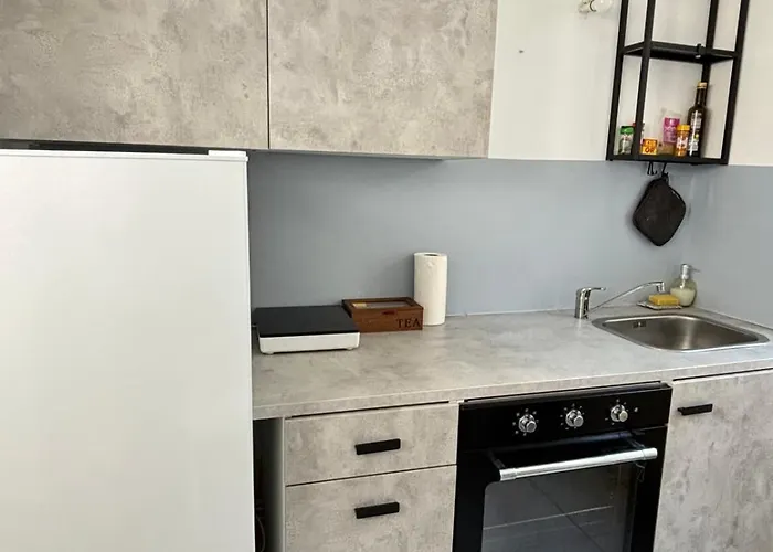 Soh Rent 3 Proche Gare Et Centre De Tv Wifi - Balcon