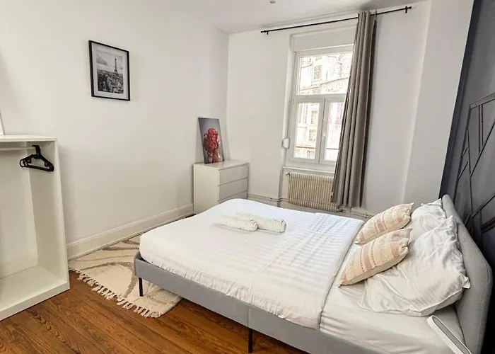 Soh Rent 3 Proche Gare Et Centre De Tv Wifi - Balcon Apartament